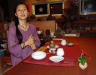 Teetafel der Teekünstlerin Xu Wei-Lun